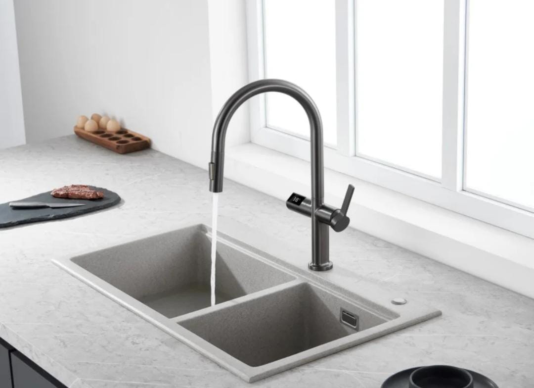 Smart Touchless Sensor Pull-out Kitchen Faucet Mixer Tab With Digital Temp Display