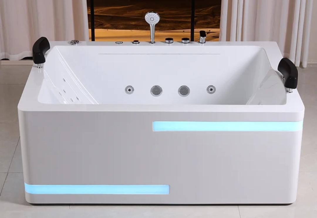 Modern Smart Large Massage Bathtub